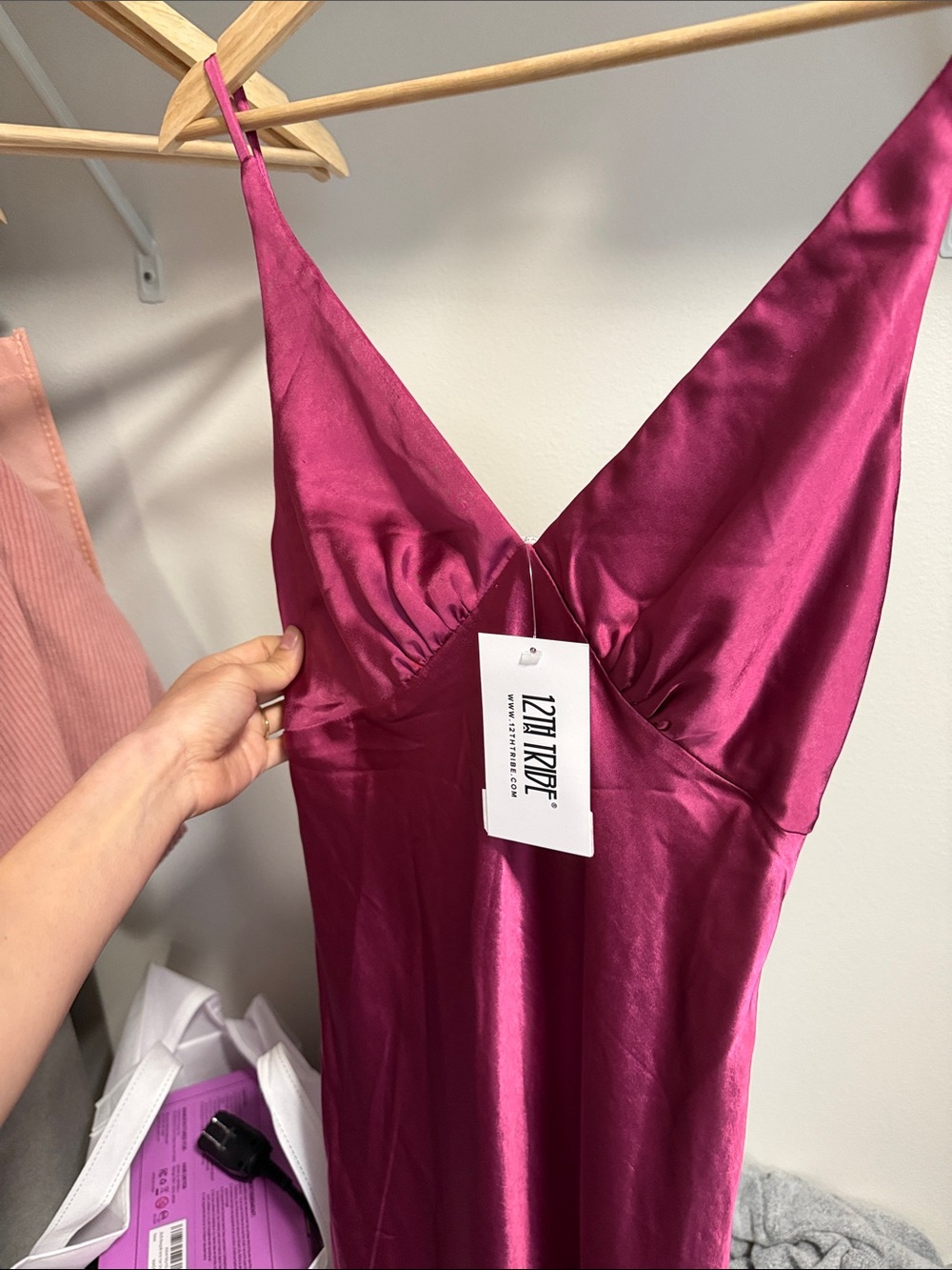 12th Tribe Mirabella Fuchsia Satin Maxi Dress Size S - Picture 4 of 6